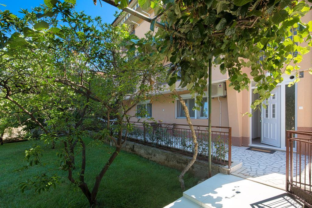 Apartment Mistovic Котор Екстер'єр фото
